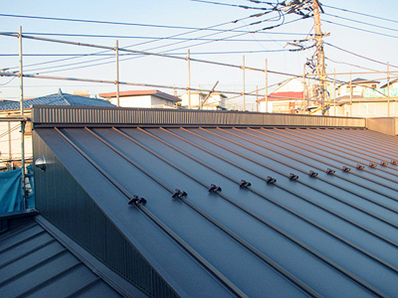 元商店の建物、パラペット切妻屋根を改修工事 プレビュー10